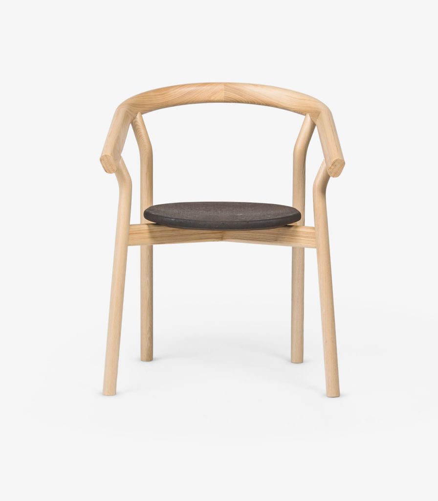 Dora | Solid wooden armchair to enhance your Design Project | DAM