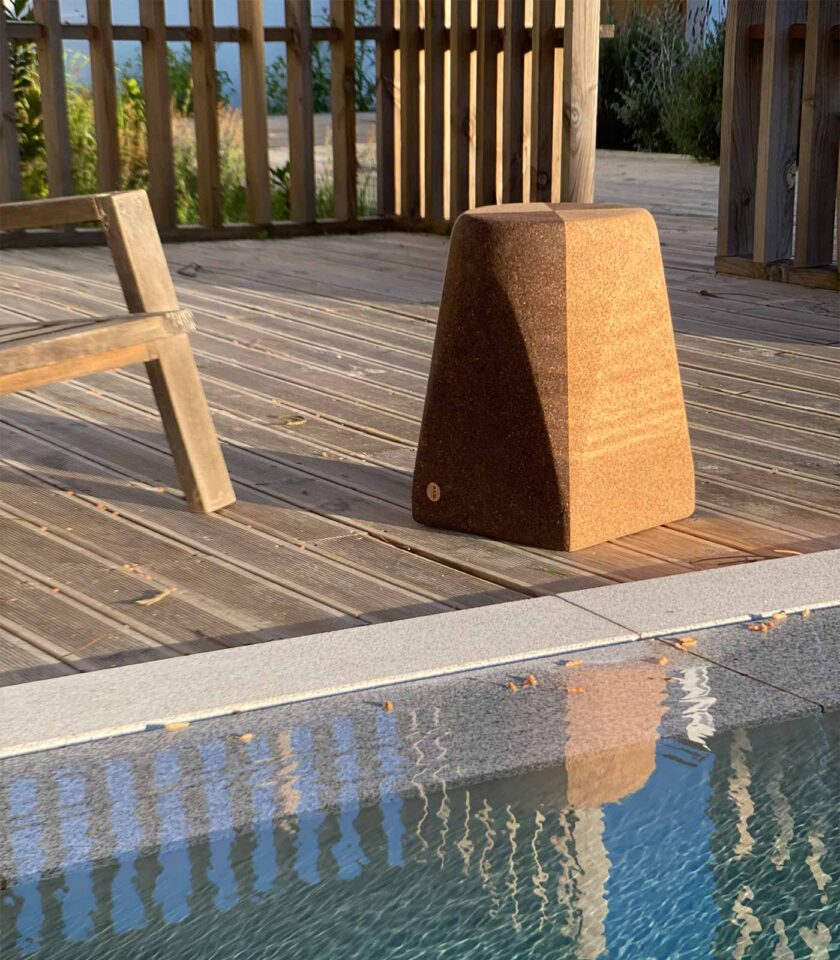 duo_outdoorendtable_corkstool_damportugal